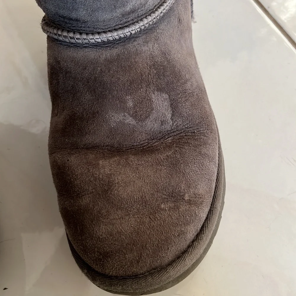 UGG tall grey